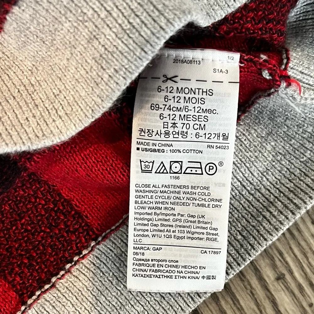 Baby Gap Boy’s Buffalo Check Plaid Knit Sweater Button Collar 6-12 Months